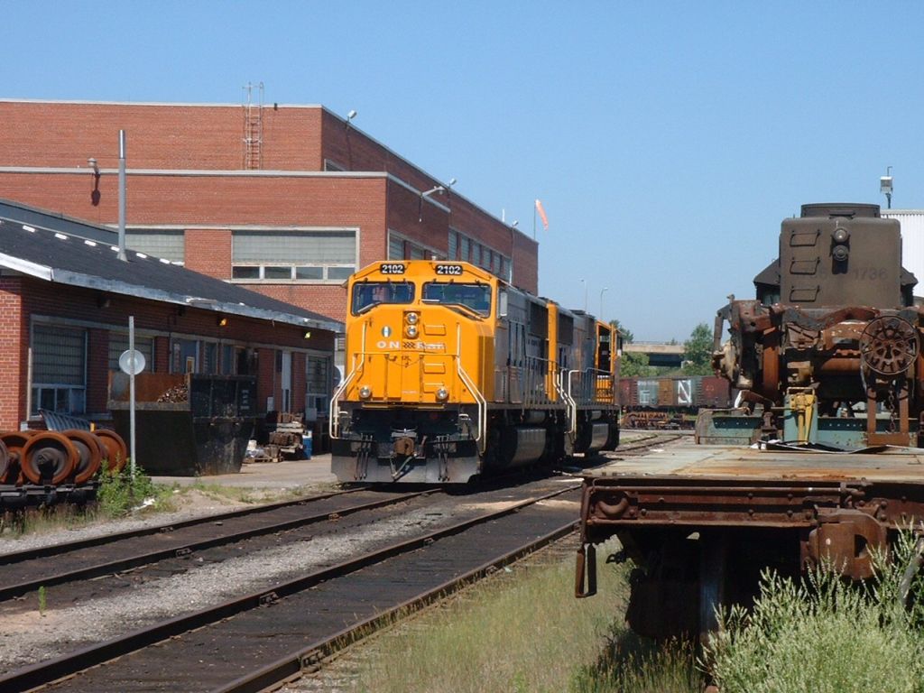 Tail end oj SD75i Consist